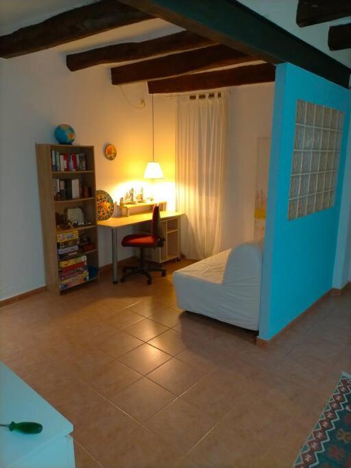Preciosa Casa De 2 Pisos A 50 Metros De La Playa Βίλα Canet De Mar Εξωτερικό φωτογραφία